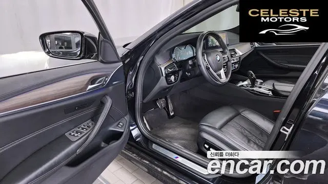 BMW Série 5 (G30) 530i xDrive M Sport Plus 2018 — photo 13 sur 34
