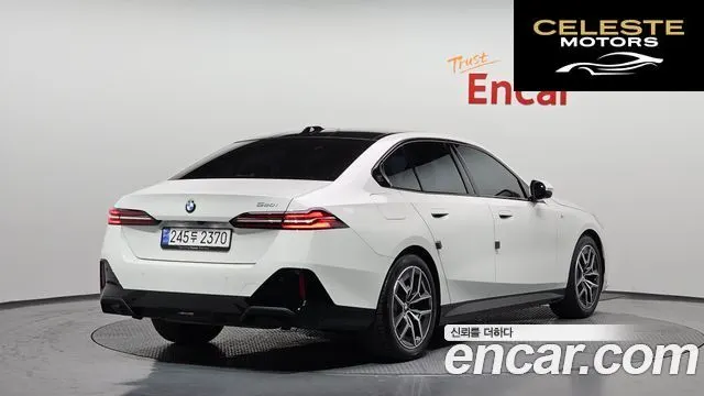 BMW Série 5 (G60) 520i M Sport 2024 — photo 2 sur 30