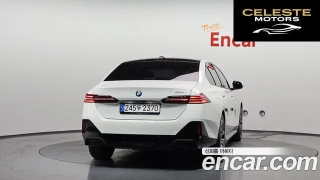 BMW Série 5 (G60) 520i M Sport 2024 — photo 4 sur 30
