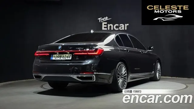 BMW Série 7 (G11) 730d xDrive Design Pure Excellence 2022 — photo 2 sur 20