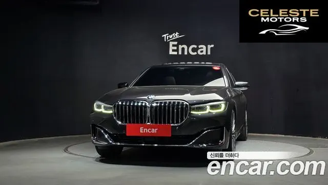 BMW Série 7 (G11) 730d xDrive Design Pure Excellence 2022 — photo 3 sur 20