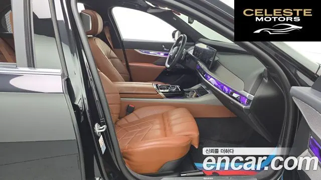 BMW Série 7 (G70) 740i sDrive Design Pure Excellence 2023 — photo 16 sur 39