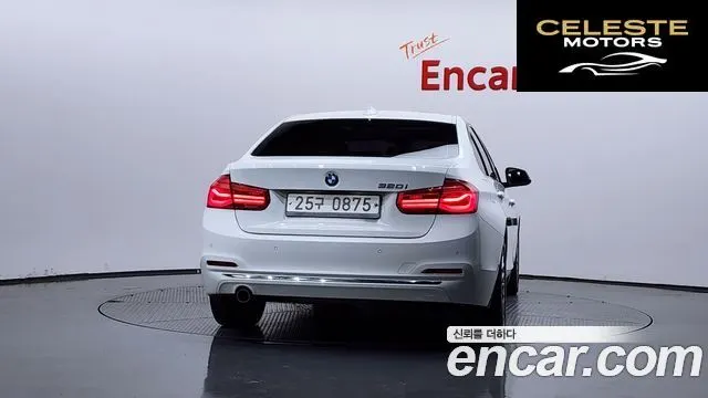 BMW Série 3 (F30) 320i Luxury 2016 — photo 4 sur 26