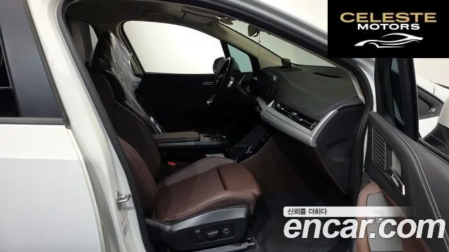 BMW Série 2 Active Tourer (U06) 220i 2024 — photo 16 sur 34