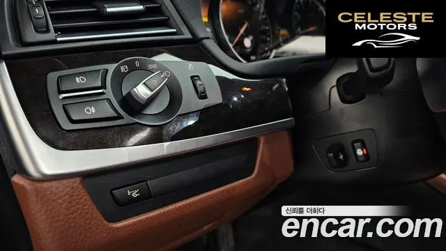 BMW Série 5 (F10) 528i xDrive M Aéro Dynamic 2016 — photo 19 sur 26