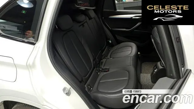 BMW X1 (F48) xDrive 20i M Sport 2020 — photo 12 sur 20