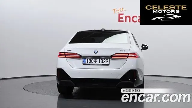 BMW Série 5 (G60) 530i xDrive M Sport 2024 — photo 4 sur 34