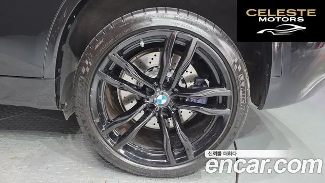 BMW X5M (F15) 4.4 2017 — photo 7 sur 40