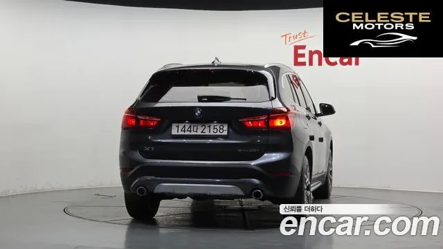 BMW X1 (F48) xDrive 20i xLine 2022 — photo 4 sur 20