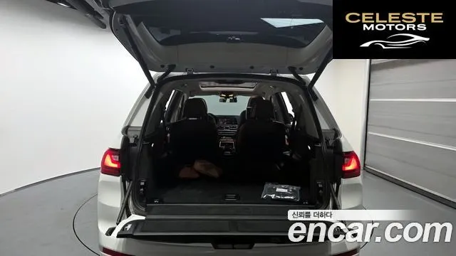 BMW X7 (G07) xDrive 30d Design Pure Excellence 6 places 2020 — photo 26 sur 32