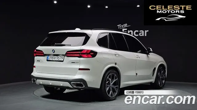 BMW X5 (G05) xDrive 40i M Sport 2025 — photo 2 sur 32