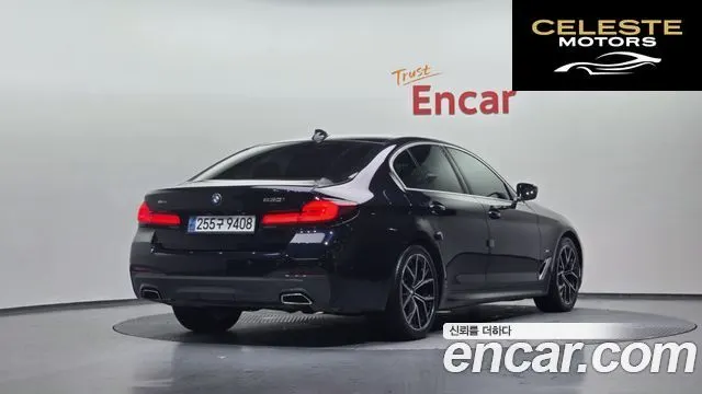 BMW Série 5 (G30) 530i xDrive M Sport 2021 — photo 2 sur 20
