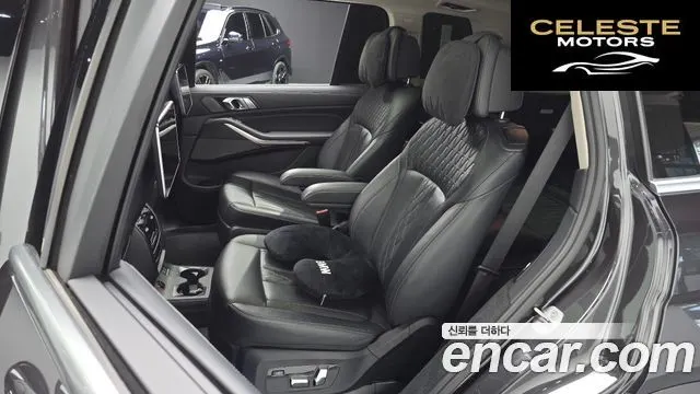 BMW X7 (G07) xDrive 40i Design Pure Excellence 6 places 2022 — photo 18 sur 34