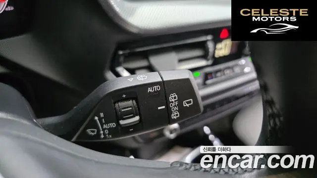 BMW Série 1 (F40) 120i 2021 — photo 21 sur 30
