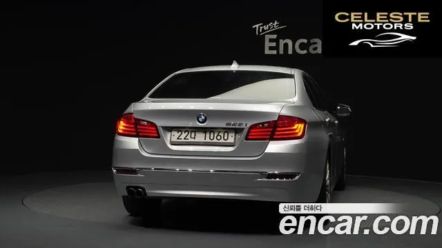 BMW Série 5 (F10) 528i Luxury 2014 — photo 4 sur 20