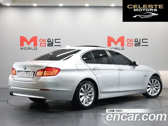 BMW Série 5 (F10) 528i 2012 — photo 3 sur 26