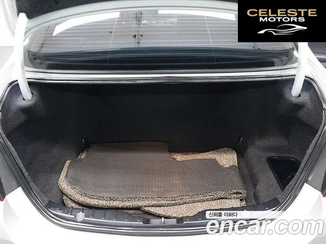BMW Série 5 (F10) 528i 2012 — photo 5 sur 26