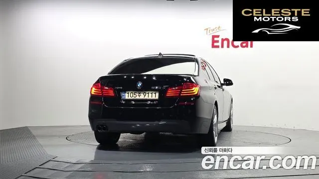 BMW Série 5 (F10) 530d xDrive M Aéro Dynamic 2016 — photo 4 sur 20