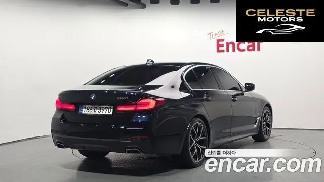 BMW Série 5 (G30) 530i M Sport 2023 — photo 2 sur 32