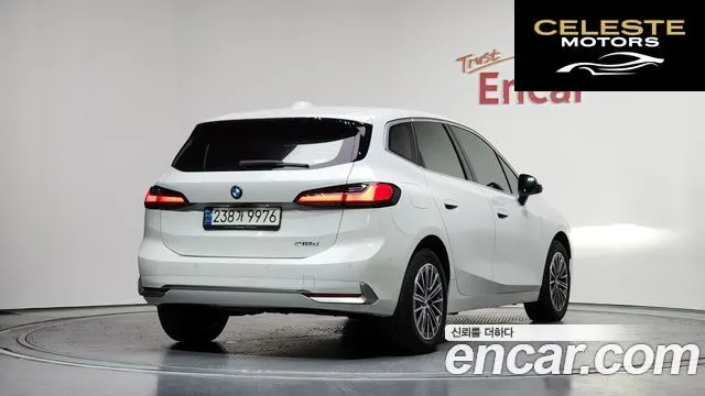 BMW Série 2 Active Tourer (U06) 218d Luxury 2024 — photo 2 sur 20