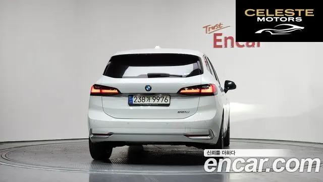 BMW Série 2 Active Tourer (U06) 218d Luxury 2024 — photo 4 sur 20