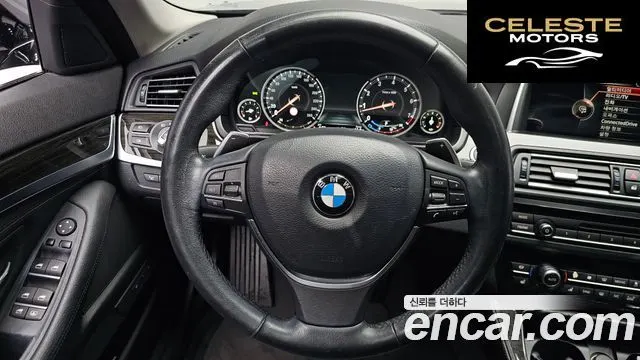 BMW Série 5 (F10) 528i xDrive Luxury Plus 2016 — photo 18 sur 36