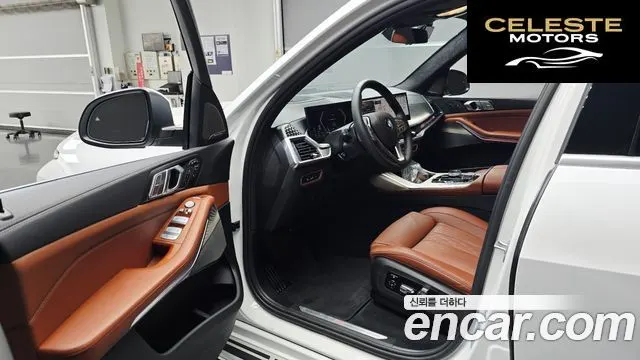 BMW X7 (G07) xDrive 40i Design Pure Excellence 6 places 2025 — photo 13 sur 34