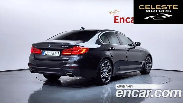 BMW Série 5 (G30) 530i xDrive M Sport Plus 2019 — photo 2 sur 34