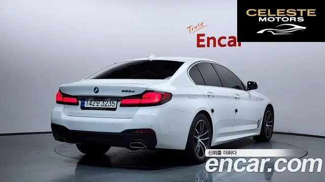 BMW Série 5 (G30) 523d M Sport 2021 — photo 2 sur 33