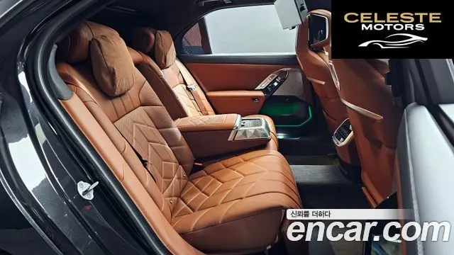 BMW Série 7 (G70) 740i xDrive M Sport 2025 — photo 18 sur 31