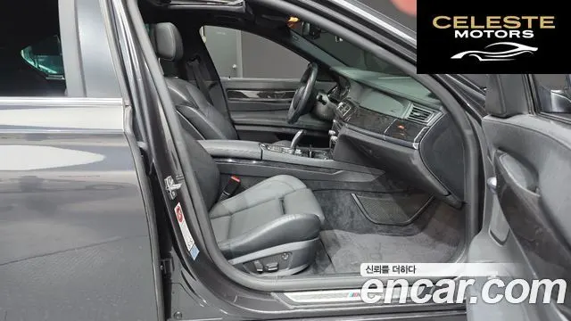 BMW Série 7 (F01) 740i M Sport 2010 — photo 11 sur 20