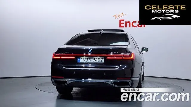 BMW Série 7 (G11) 740Li xDrive Design Pure Excellence 2022 — photo 4 sur 34