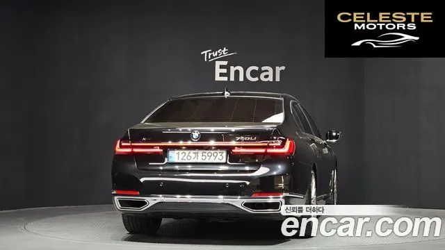 BMW Série 7 (G11) 740Li xDrive Design Pure Excellence 2021 — photo 4 sur 20
