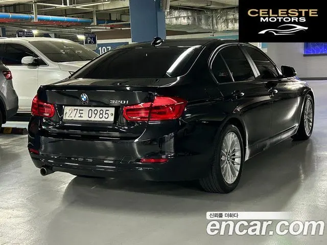 BMW Série 3 (F30) 320i 2013 — photo 5 sur 25