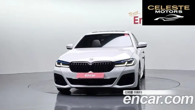 BMW Série 5 (G30) M550i xDrive 2023 — photo 3 sur 32