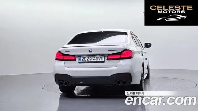 BMW Série 5 (G30) M550i xDrive 2023 — photo 4 sur 32