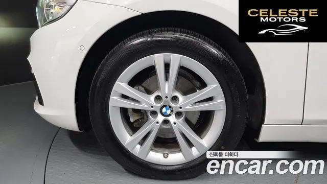 BMW Série 2 Active Tourer (F45) Joy 2017 — photo 5 sur 31