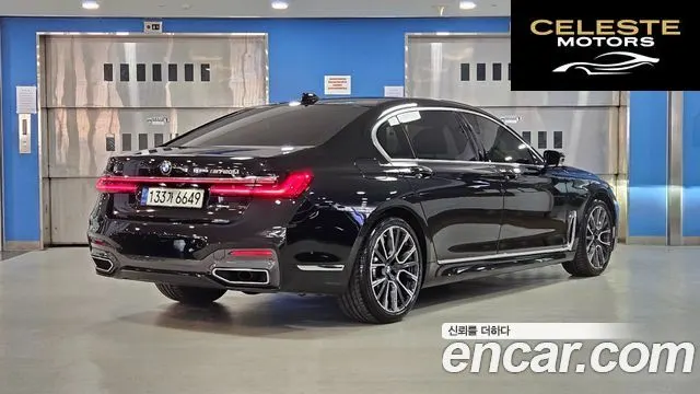 BMW Série 7 (G11) 740Li xDrive M Sport 2021 — photo 2 sur 26