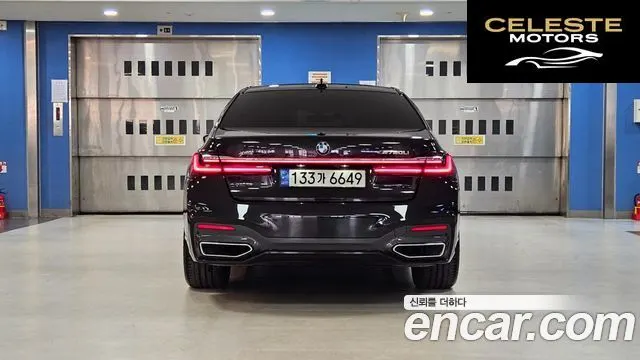 BMW Série 7 (G11) 740Li xDrive M Sport 2021 — photo 4 sur 26