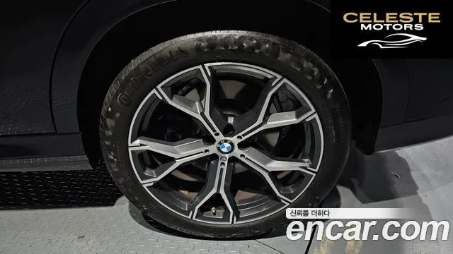 BMW X6 (G06) xDrive40i M Sport 2021 — photo 7 sur 38