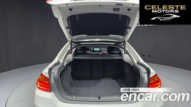 BMW Série 4 (F32) 420i Luxury Gran Coupé 2015 — photo 25 sur 44