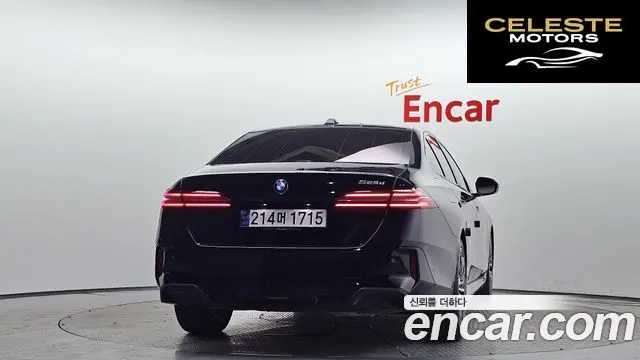 BMW Série 5 (G60) 523d M Sport 2024 — photo 4 sur 30