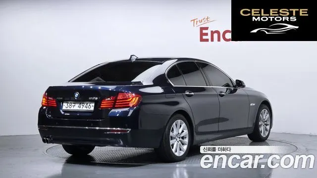 BMW Série 5 (F10) 528i xDrive Luxury Plus 2016 — photo 2 sur 20