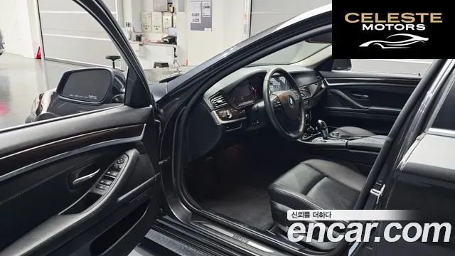 BMW Série 5 (F10) 528i 2013 — photo 10 sur 20