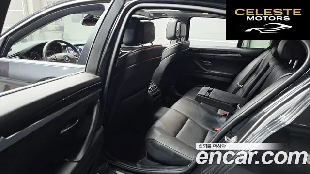 BMW Série 5 (F10) 528i 2013 — photo 11 sur 20