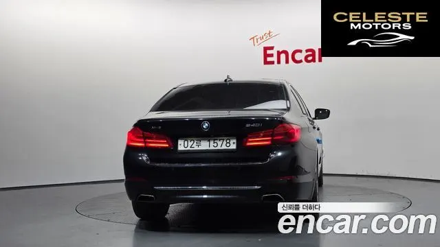 BMW Série 5 (G30) 540i xDrive Luxury Plus 2018 — photo 4 sur 20