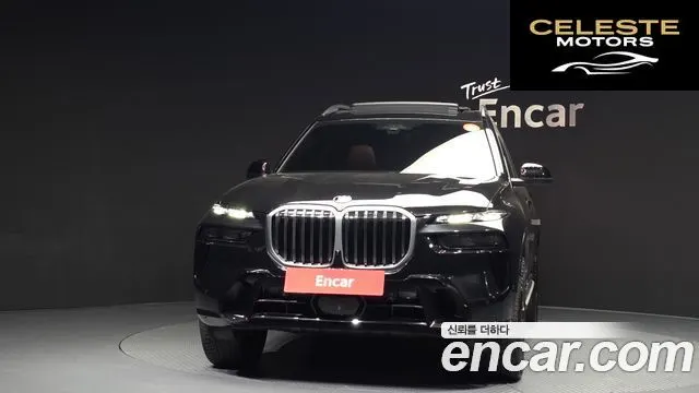 BMW X7 (G07) xDrive 40i M Sport 7 places 2025 — photo 3 sur 33