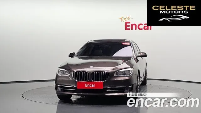 BMW Série 7 (F01) 750Li xDrive 2013 — photo 2 sur 36