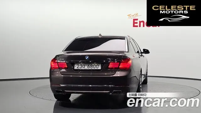 BMW Série 7 (F01) 750Li xDrive 2013 — photo 3 sur 36