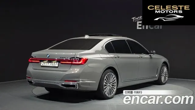 BMW Série 7 (G11) 730Ld xDrive Design Pure Excellence 2021 — photo 2 sur 20